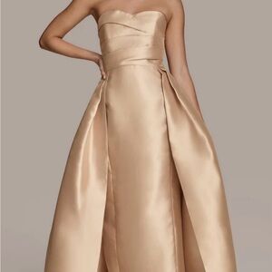 Donna Karan Strapless Gown in Tan Satin